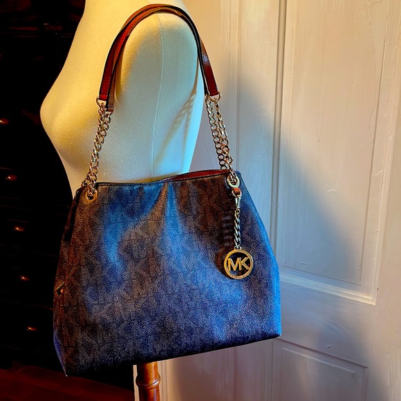 🌺🌺Michael Kors Bag🌺🌺 - Picture 2 of 13